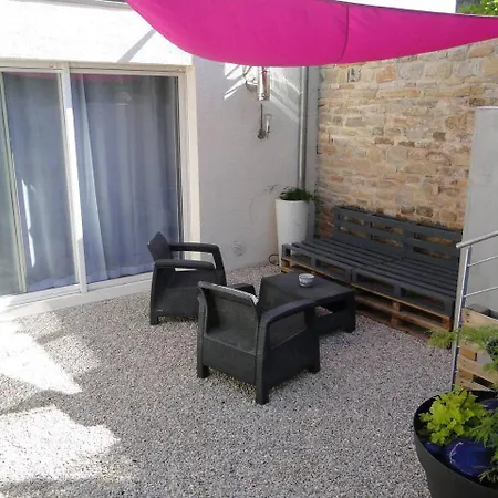Apartment Le Patio D'antan, Le Cosy Floremont
